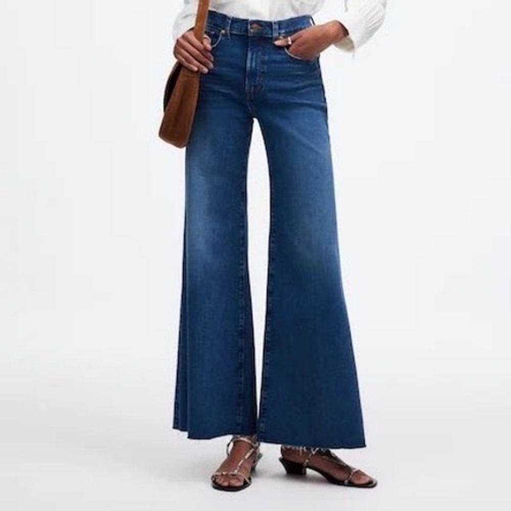 Madewell Flared Wide Leg Jean Dark Wash Raw Hem Size 29 Stretch Raw Hem